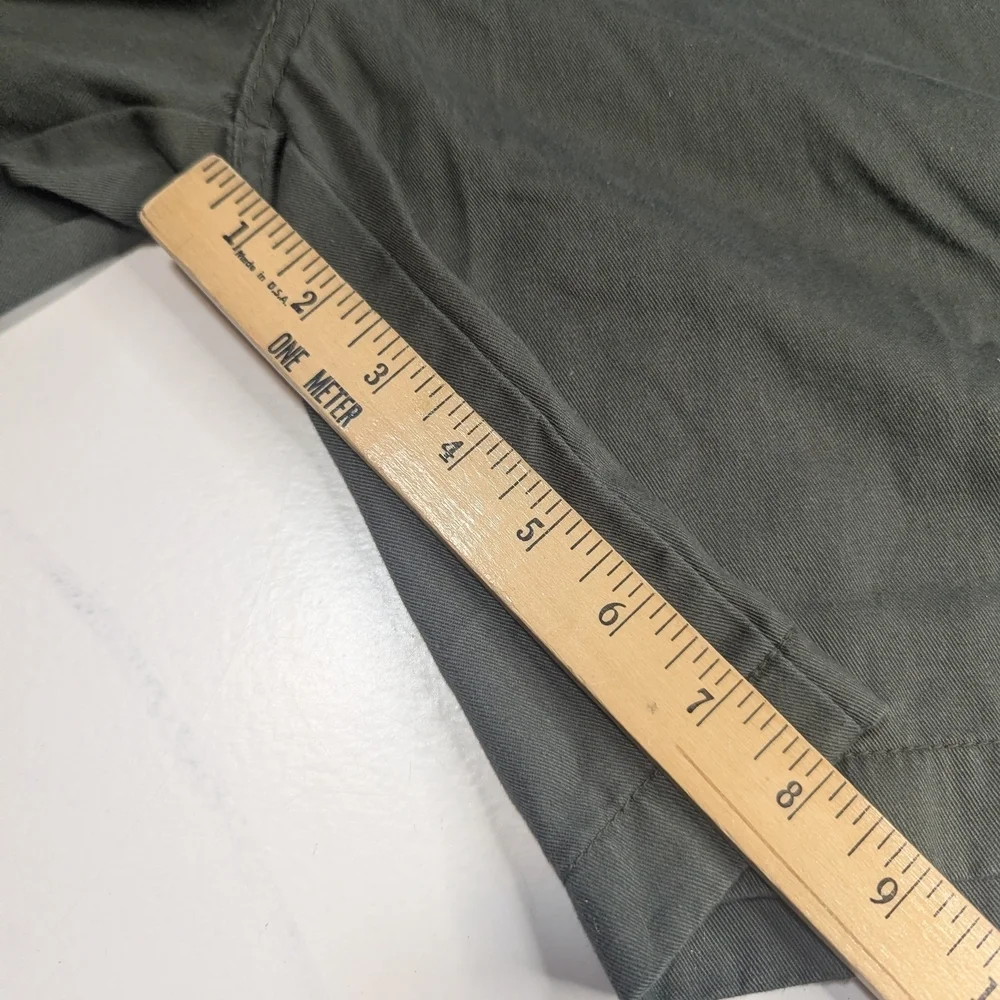 Tri-Waist Comfort System Mens Green Cargo Casual Shorts Size 50